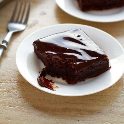 A picture of Fudgy Chocolate Cake Bars